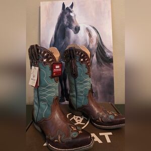 NWT Ariat ZEALOUS Teal and Brown Leather Boots